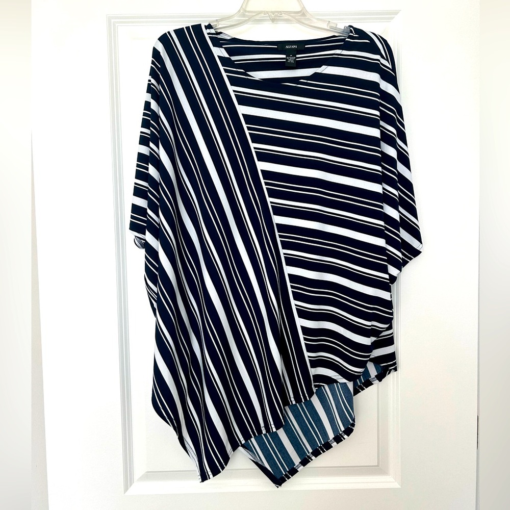 Women’s Alfani Blue White Striped Short Sleeve Tunic Top - Size M
